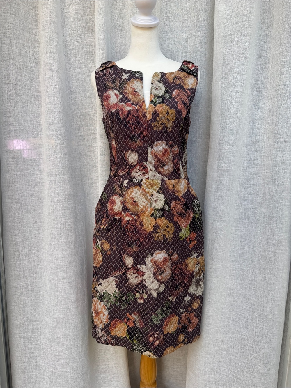 Anthropologie Tabitha Tema Quilted Floral sheath Dress brown floral sleeveless